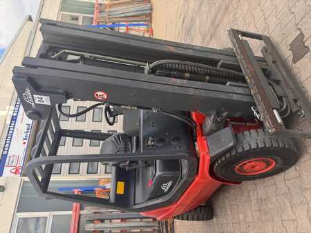 Treibgasstapler 2001  Linde H25T-03 (4)