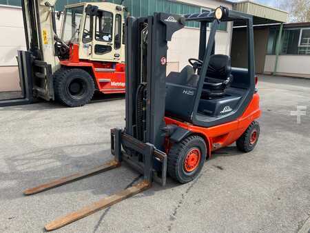 Treibgasstapler 2001  Linde H25T-03 (6)