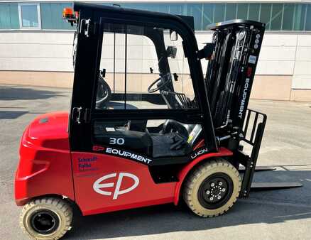 4-wiel elektrische heftrucks 2023  EP Equipment EFL303 (3)