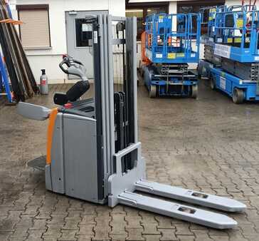 Hochhubwagen 2019  Still EXV-SF16 (1)