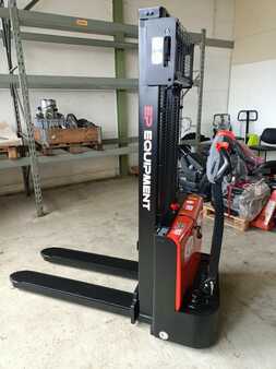 Gerbeurs 2024  EP Equipment ESL122 (2,715m) (1)