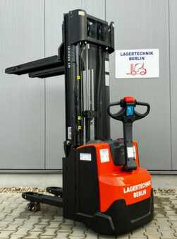 Pallet Stackers 2023  BT SWE140L (1) 