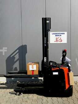 Stacker pedestre 2024  BT SPE120L (5)