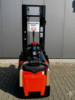 Stacker pedestre 2024  BT SPE120L (6)