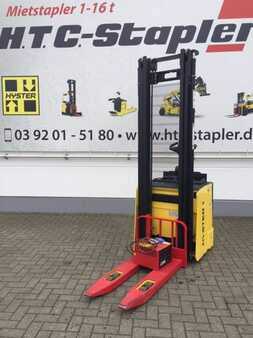Pallet Stackers 2019  Hyster S1.5S (3) 