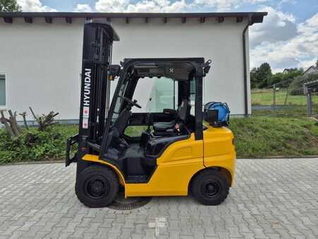 Chariots élévateurs GPL 2019 Hyundai 25L-9A (1)