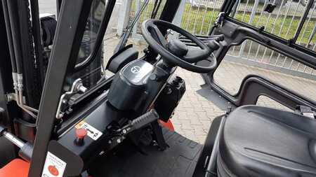 Chariot 4 roues électrique 2020  EP Equipment EFL302 Li-ion (3)