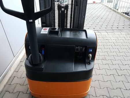 Pinontavaunu  Still EGV 14 Triplex (4)