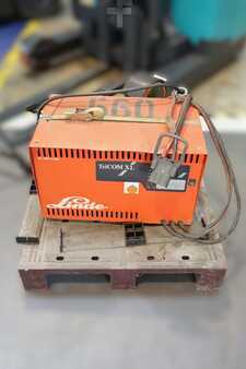 Carrelli retrattili 2008  Linde R 20 G (9)