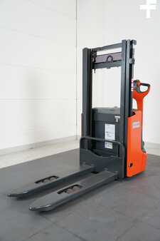 Hochhubwagen 2018  Linde L 10 1172 (2)