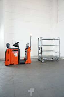 Chariots tracteurs 2019 Linde P 30 C 1190 (4)