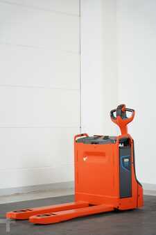 Transpalettes éléctriques 2019 Linde T 20 ION (2)