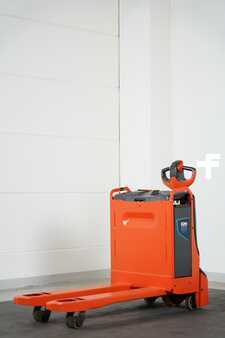 Transpalettes éléctriques 2019 Linde T 20 ION (3)