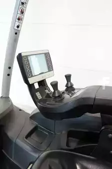 Chariots électriques à 3 roues 2020  Still RX 20-20L (5)