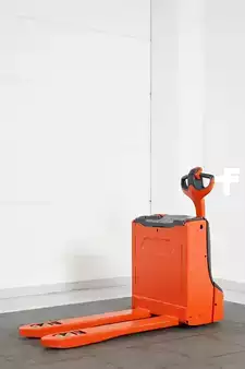 Transpalettes électriques 2018 Linde T 16 1152 (2)