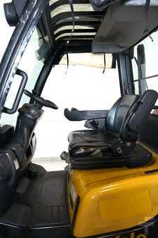 Treibgasstapler 2012  Yale GLP 25 VX (6)