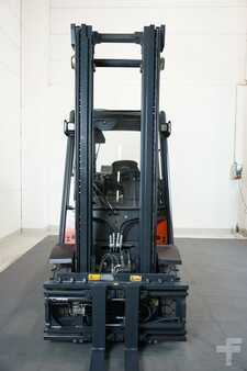 Treibgasstapler 2018  Linde H 25 T 392-02 (3)