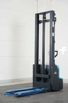 Ruční vysokozdvižný vozík 2024 Baoli KBSI 12 (2)