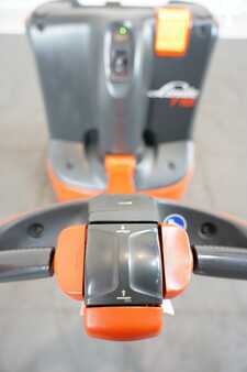 Transpalettes éléctriques 2020  Linde T 16 1152-02 (6)