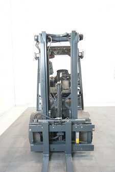 Chariots élévateurs GPL 2020  Linde H 30 T 1202-01 (3)