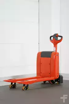 Transpalettes électriques 2024  Linde MT 15 1133-03 (6)