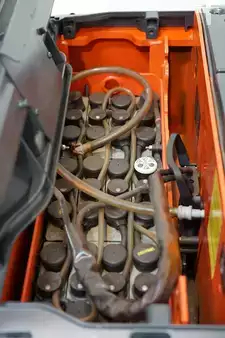 Niederhubwagen 2014  Linde T 50-01 (4)