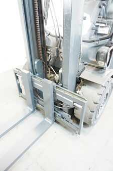 Treibgasstapler 2020  Linde H 35 T 1202-01 (4)