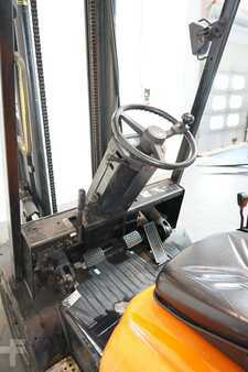 Carrelli elevatori diesel 2000  Daewoo D 25 S-3 (5)