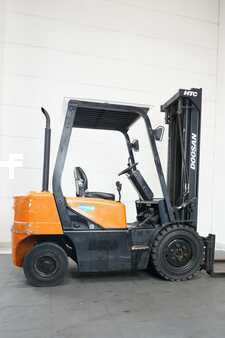 Carrelli elevatori diesel 2000  Daewoo D 25 S-3 (6)