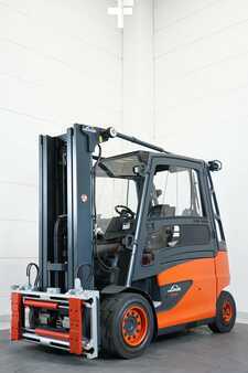 Elektro čtyřkolový VZV 2021 Linde E 50 HL 388-01 (1)