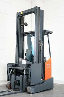 Chariots à mât rétractable 2018 Linde R 14 X 116-03 (2)