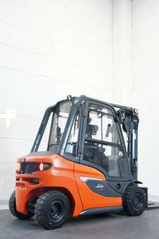 Diesel Forklifts 2021 Linde H 25 D 1202-01 (2)