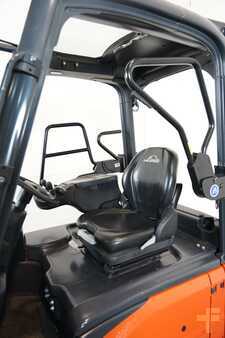 Chariots électriques à 3 roues 2020  Linde E 18 L EVO 386-02 (5)