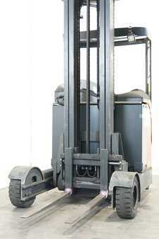 Chariots à mât rétractable 2011  Linde R 14 G 115-12 (3)