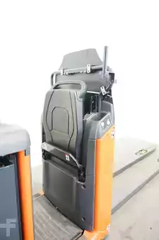 Prépateurs de commande horizontaux 2022  Linde N 25 C 4587 (4)