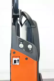 Prépateurs de commande horizontaux 2022  Linde N 25 C 4587 (7)