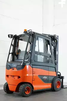 Chariots électriques à 4 roues 2021 Linde E 30/600 H 387 (2)