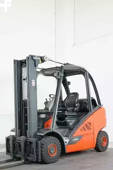 Chariots élévateurs GPL 2015 Linde H 25 T 392-02 (1)