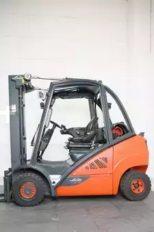 Chariots élévateurs GPL 2015  Linde H 25 T 392-02 (6)