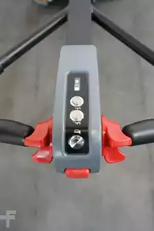 Transpallet elettrici 2026  Pramac EY 20L (5)