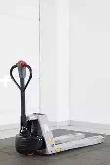Transpallet elettrici 2026  Pramac EY 20L (1)