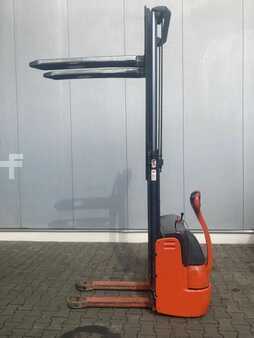 Hochhubwagen 1998  Linde L12 (3)