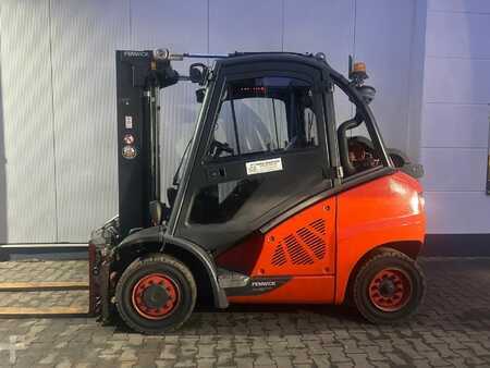 Treibgasstapler  Linde H40T-02 EVO (2)