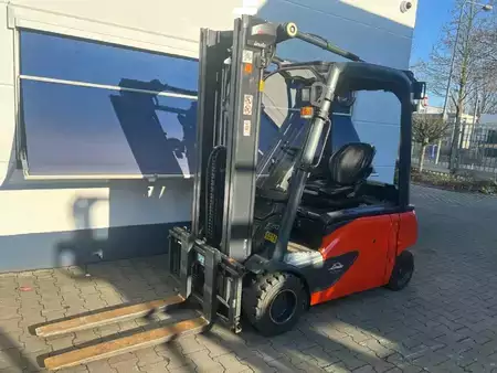 Elektro 4 Rad 2019  Linde E20PL -02 EVO (1)