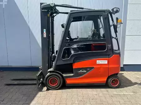 Elektro 4 Rad 2017  Linde E 25/600 HL-01 (2)