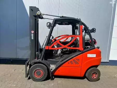 Treibgasstapler 2012  Linde H30T-01 (2)