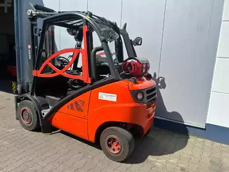 Treibgasstapler 2012  Linde H30T-01 (3)