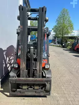Treibgasstapler 2012  Linde H30T-01 (5)