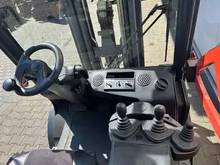 Treibgasstapler 2012  Linde H30T-01 (6)
