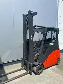 Elektro 3 Rad 2012  Linde E20PHL-01 (1)